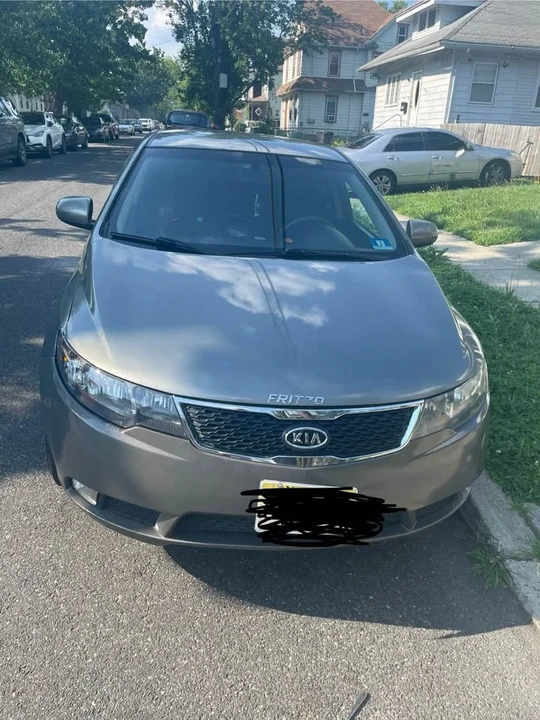 2012 Kia Forte - Image 2 of 7