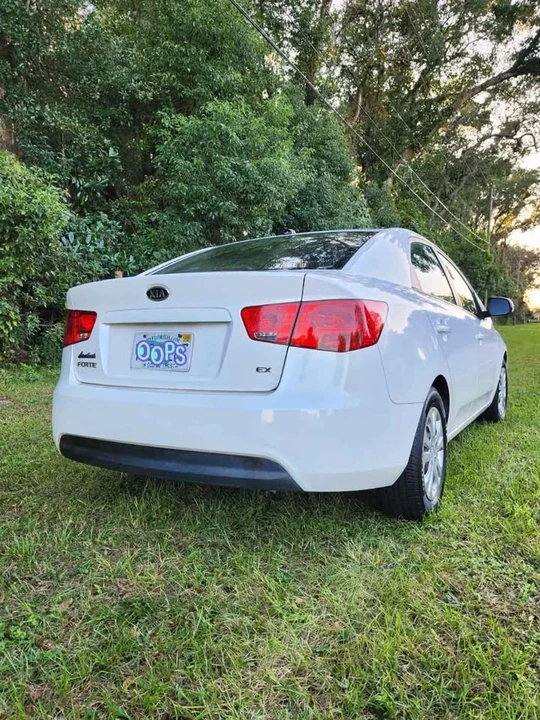 2012 Kia Forte - Image 6 of 13