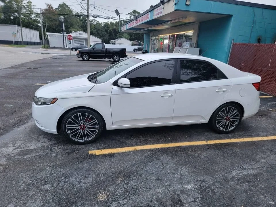 2012 Kia Forte - Image 3 of 11