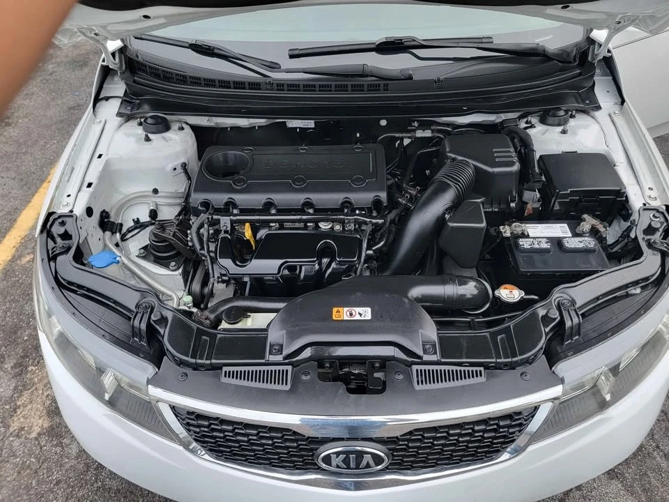 2012 Kia Forte - Image 10 of 11