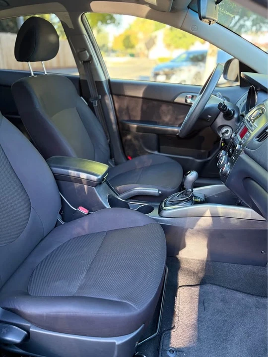 2012 Kia Forte - Image 4 of 7