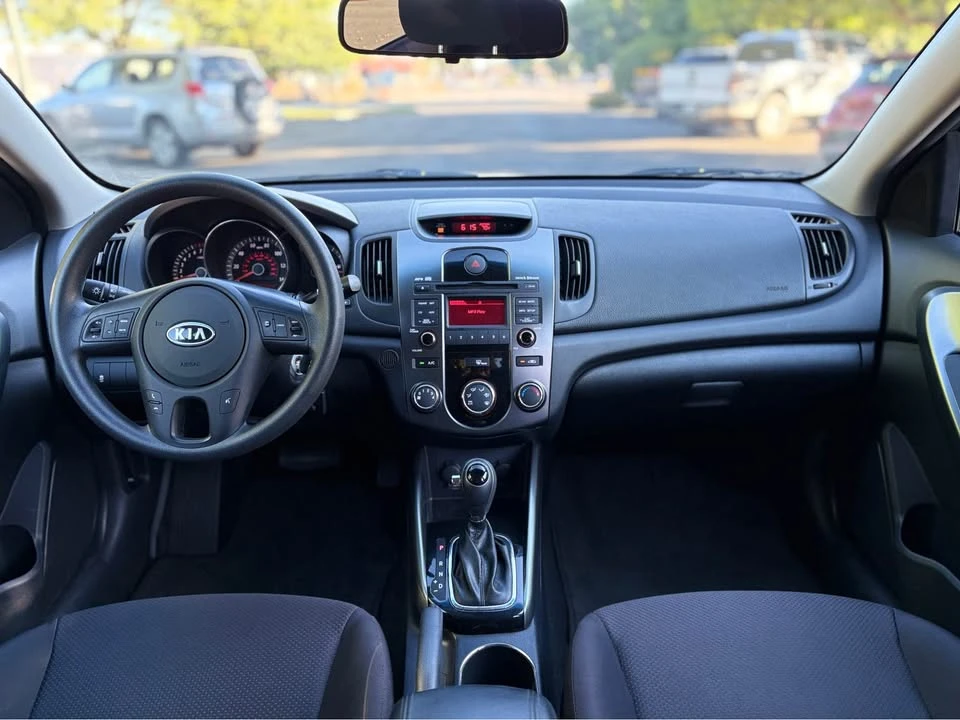 2012 Kia Forte - Image 5 of 7