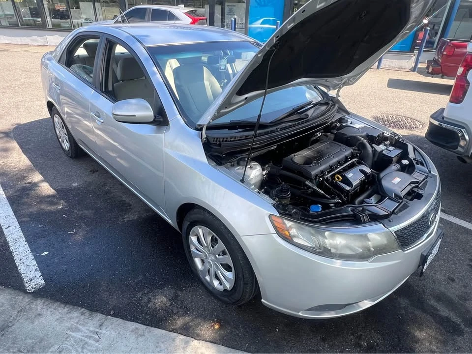 2012 Kia Forte - Image 10 of 14