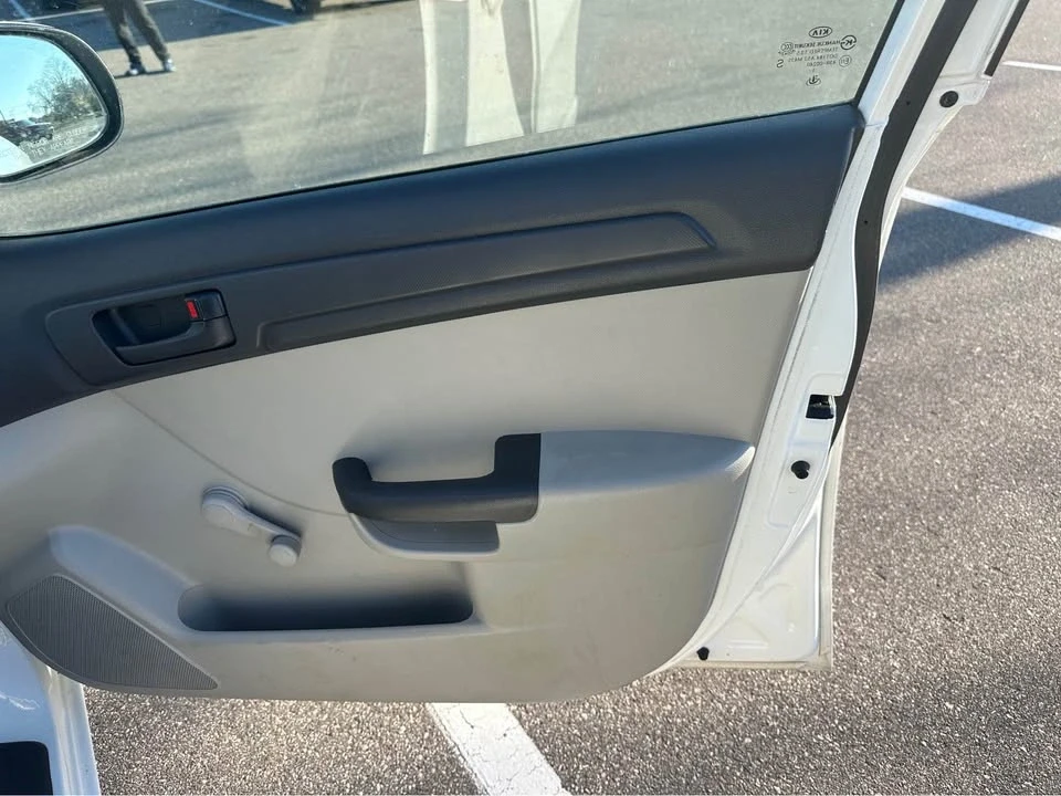 2012 Kia Forte - Image 7 of 7