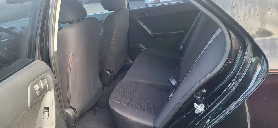 2012 Kia Forte - Image 7 of 12