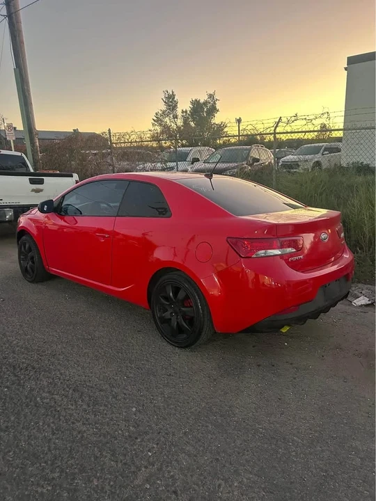 2012 Kia Forte - Image 2 of 4
