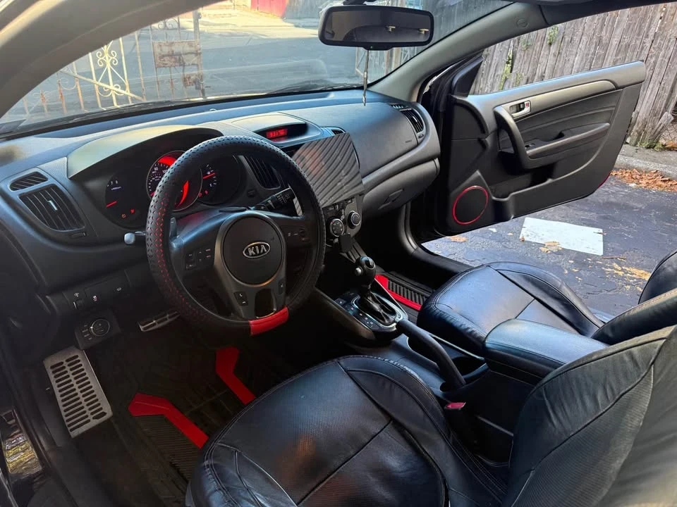 2012 Kia Forte - Image 5 of 12