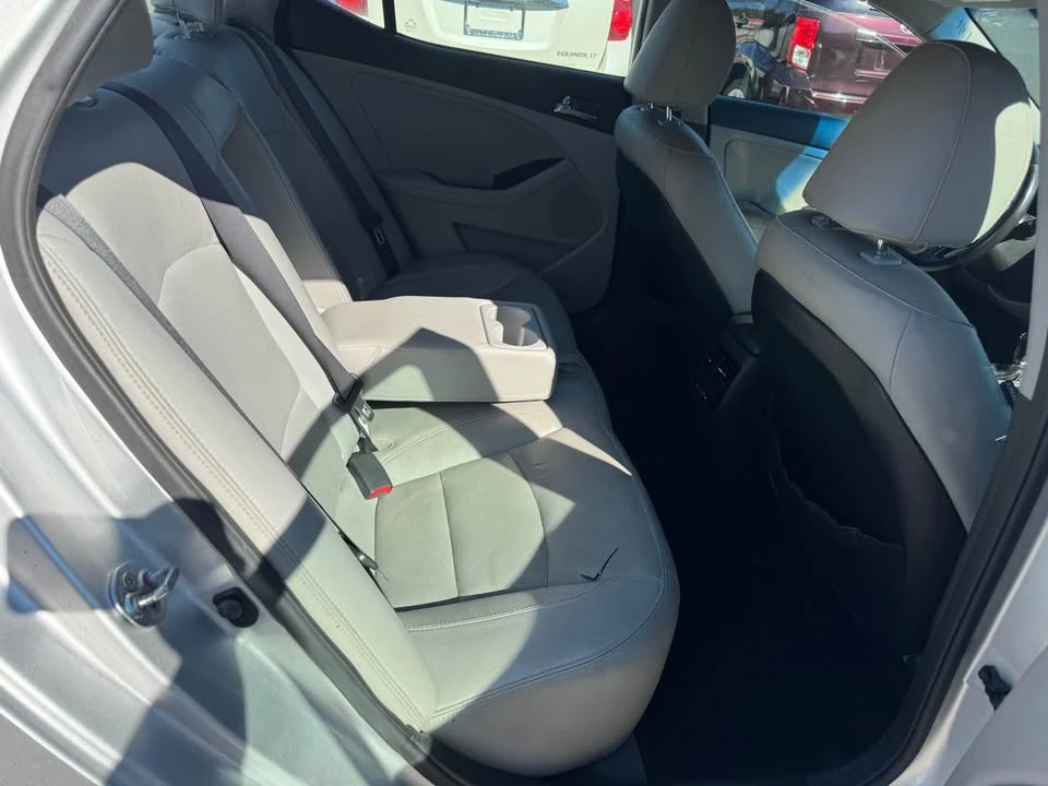 2012 Kia Optima/K5 - Image 10 of 14