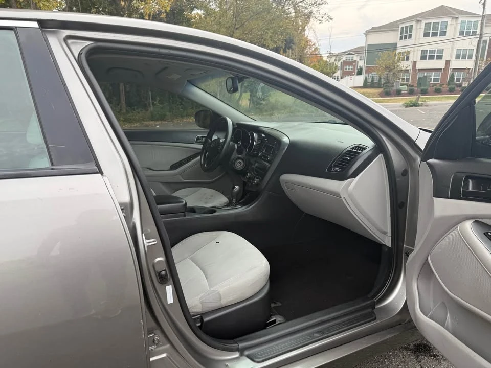 2012 Kia Optima/K5 - Image 7 of 12