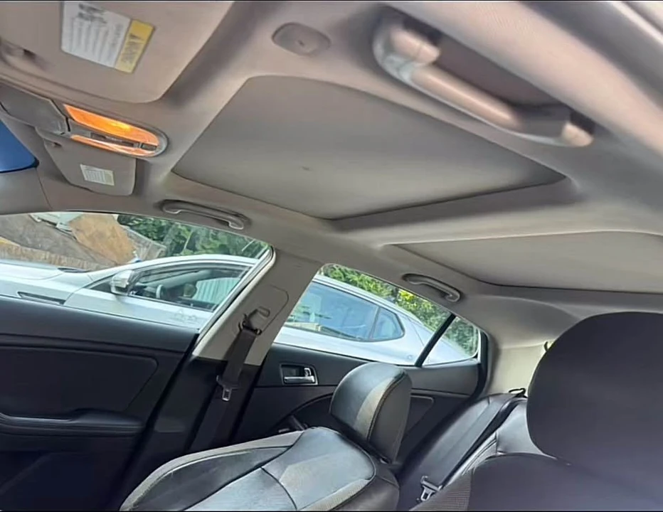 2012 Kia Optima/K5 - Image 4 of 5