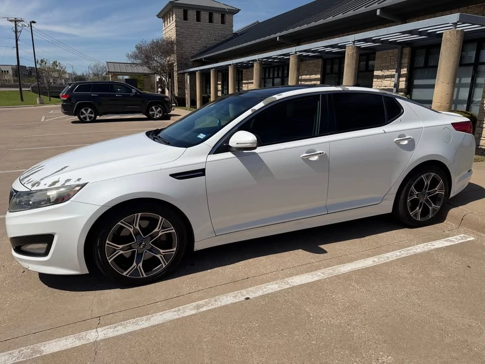 2012 Kia Optima/K5 - Image 3 of 4