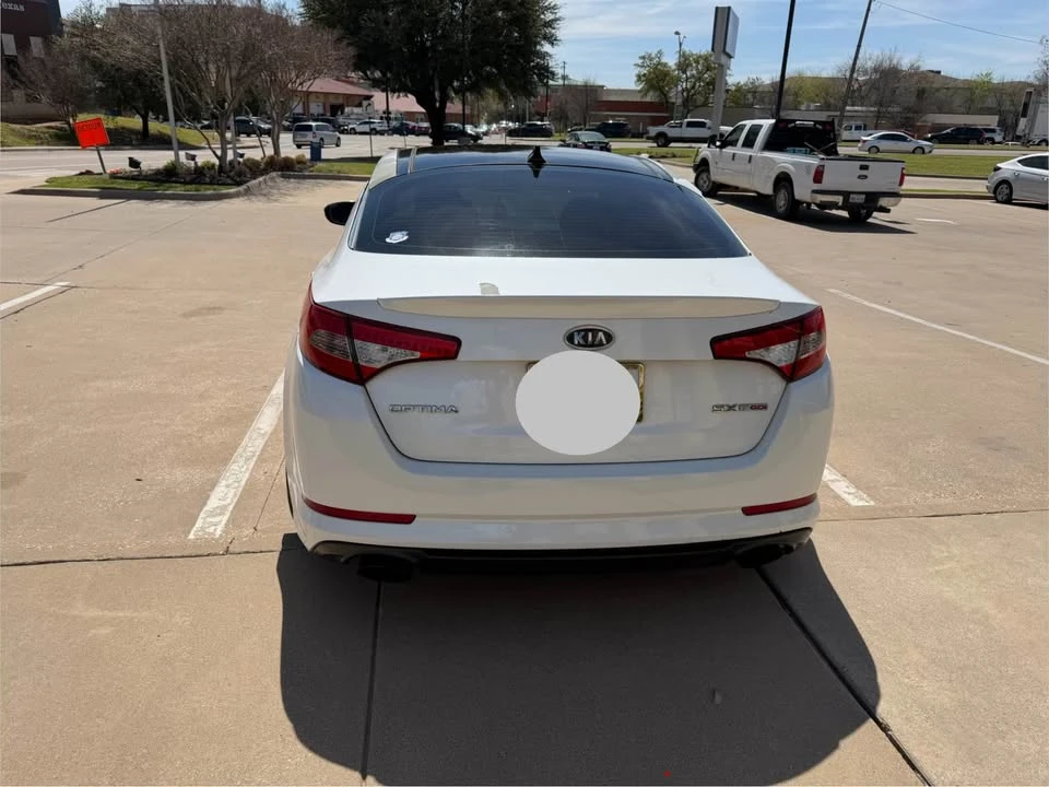 2012 Kia Optima/K5 - Image 4 of 4