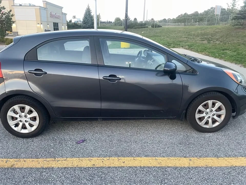 2012 Kia Rio - Image 4 of 11