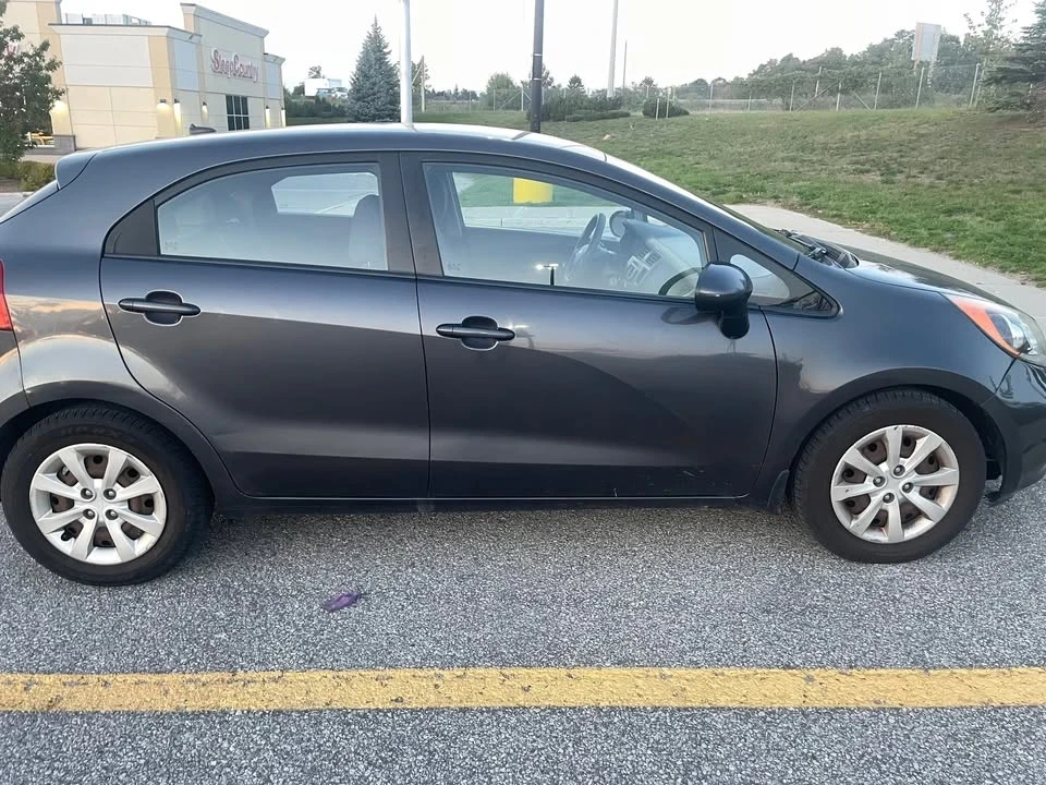 2012 Kia Rio - Image 4 of 12