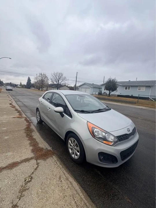 2012 Kia Rio - Image 3 of 9