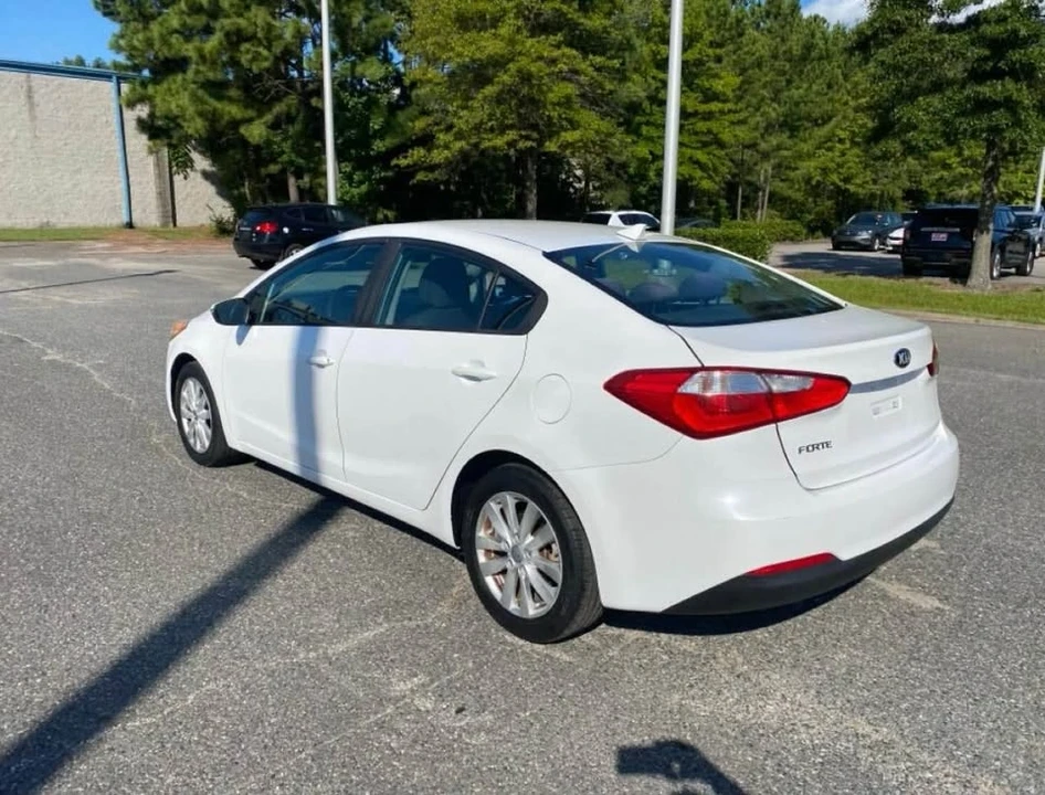 2012 Kia Rio - Image 4 of 12