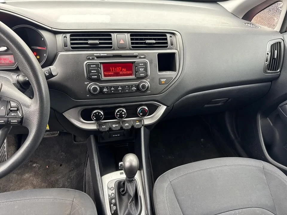 2012 Kia Rio - Image 10 of 11