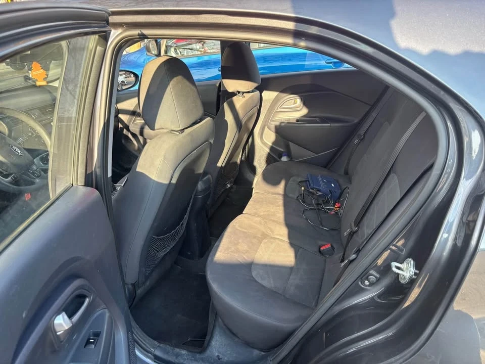 2012 Kia Rio - Image 3 of 9