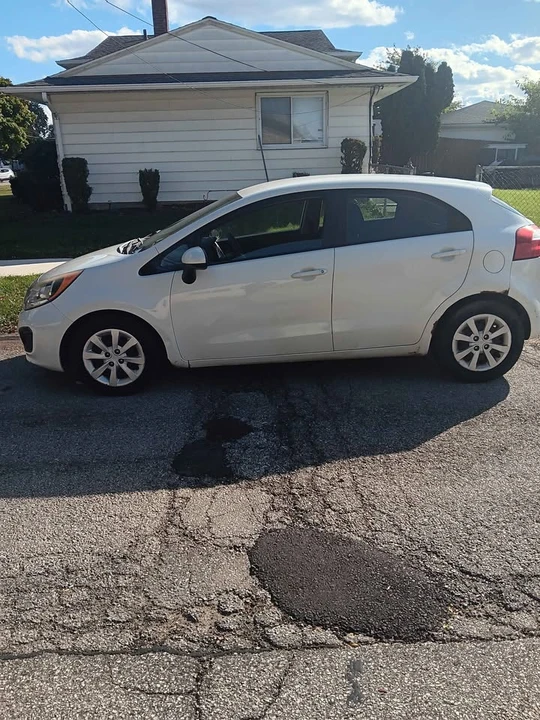 2012 Kia Rio - Image 6 of 10
