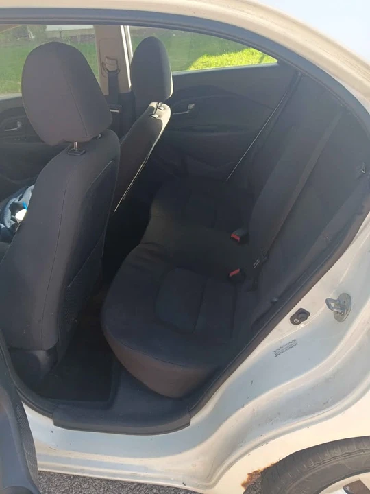 2012 Kia Rio - Image 10 of 10