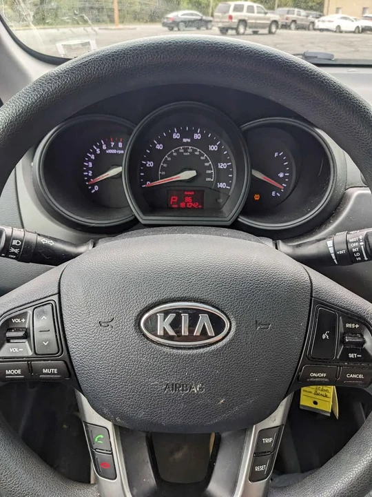 2012 Kia Rio - Image 7 of 10