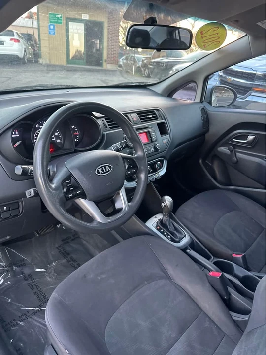 2012 Kia Rio - Image 8 of 13