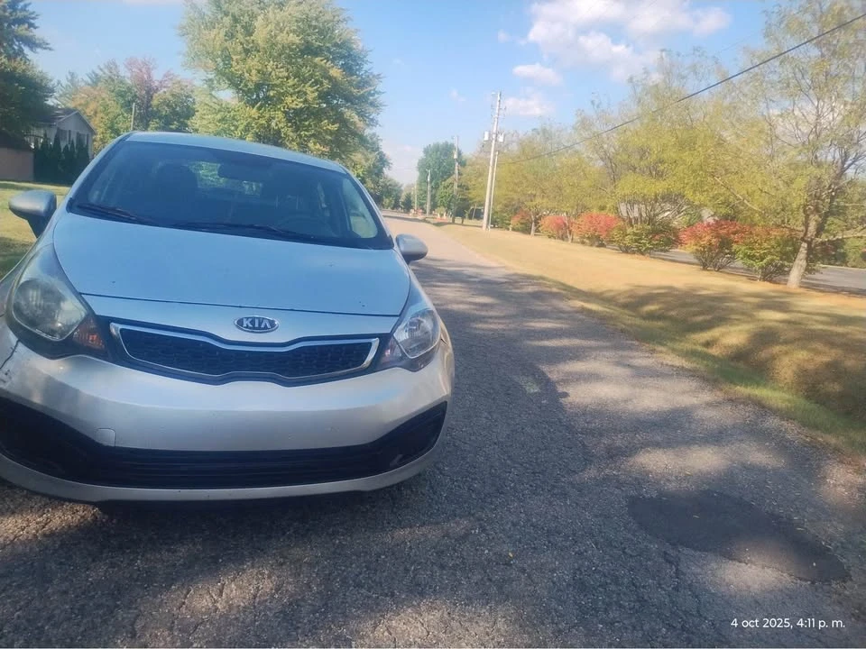 2012 Kia Rio - Image 2 of 12