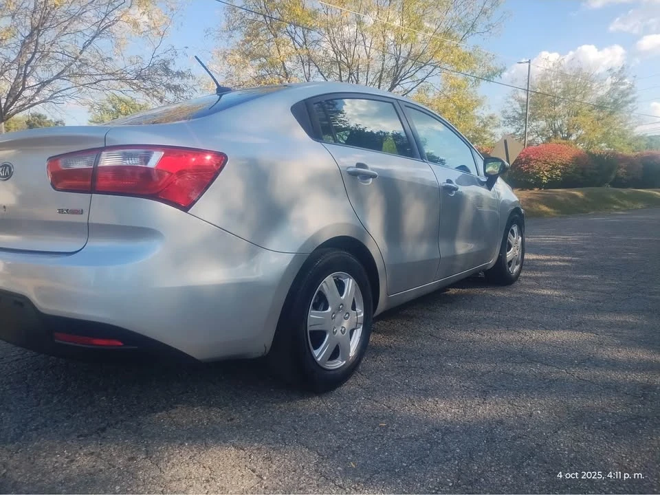2012 Kia Rio - Image 5 of 12