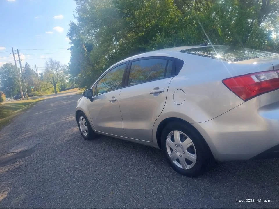 2012 Kia Rio - Image 6 of 12