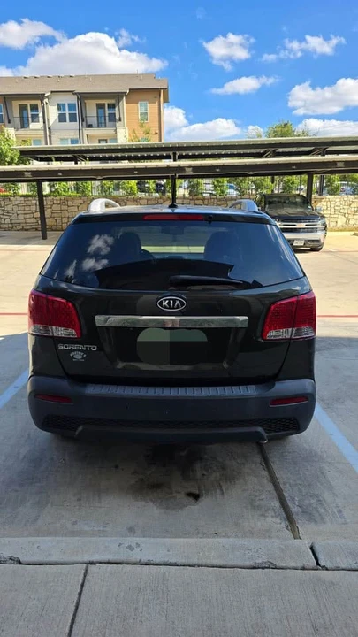 2012 Kia Sorento - Image 3 of 7
