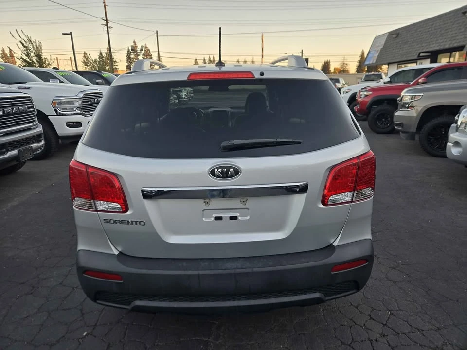 2012 Kia Sorento - Image 7 of 10