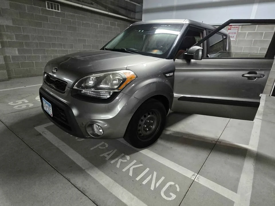 2012 Kia Soul - Image 10 of 15