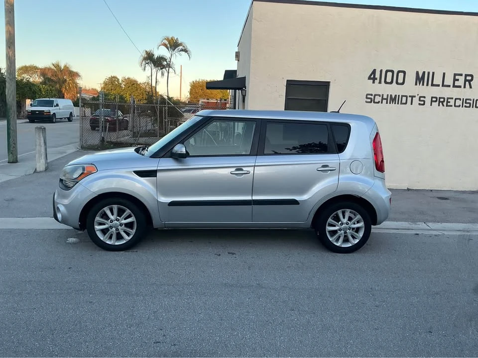 2012 Kia Soul - Image 5 of 11