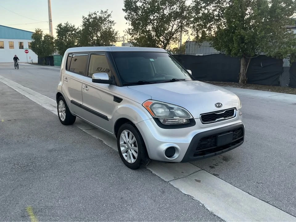 2012 Kia Soul - Image 2 of 11