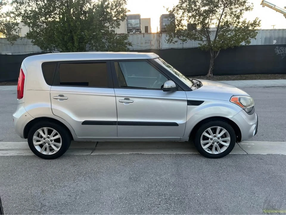 2012 Kia Soul - Image 6 of 11