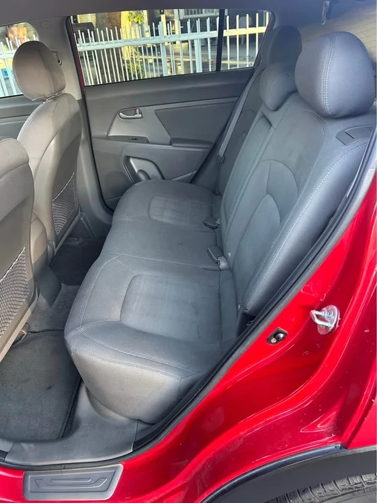 2012 Kia Spectra - Image 6 of 10