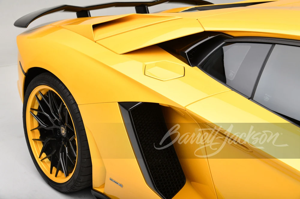 2012 Lamborghini Aventador LP700-4 - Image 5 of 15