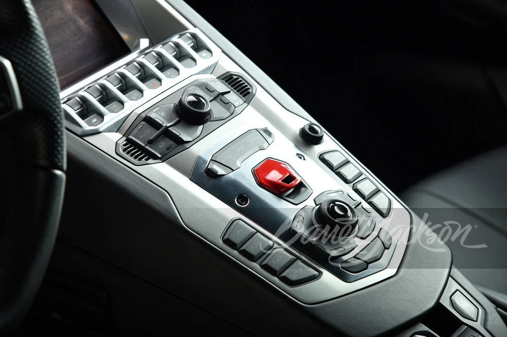 2012 Lamborghini Aventador LP700-4 - Image 9 of 15