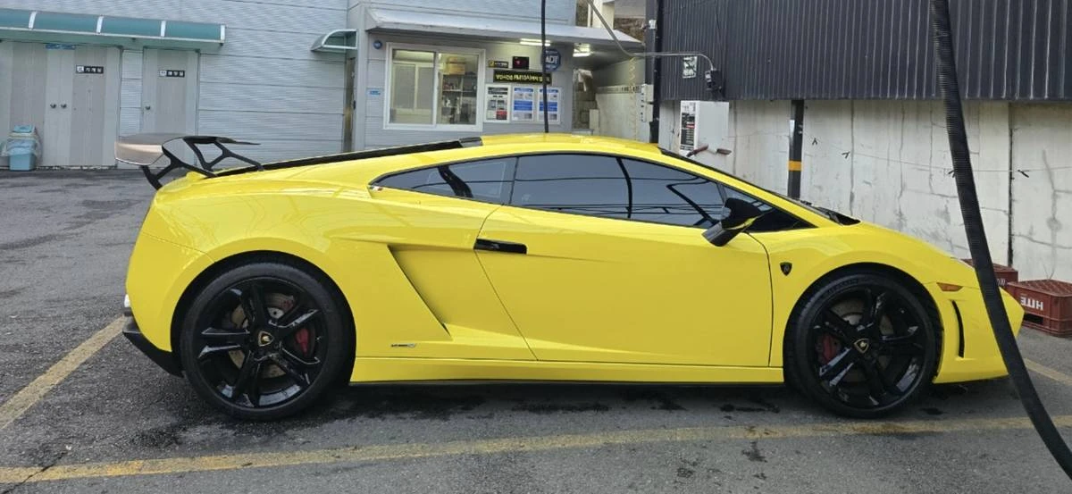 2012 Lamborghini Gallardo - Image 4 of 7