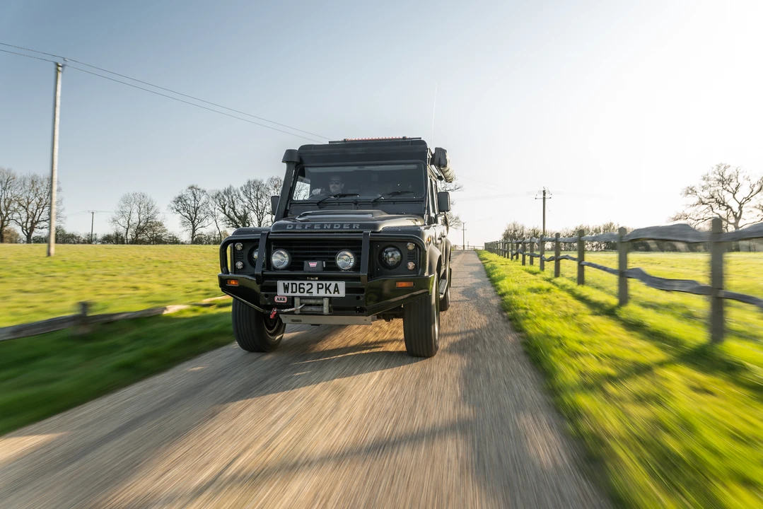2012 Land Rover Defender 110 - Image 16 of 31