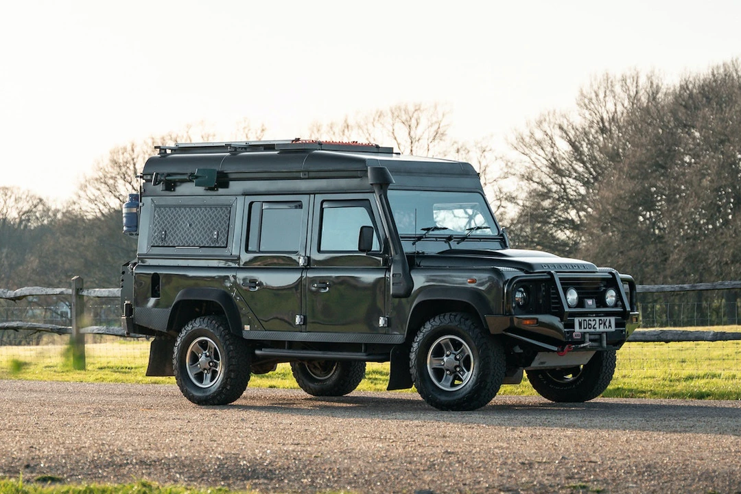 2012 Land Rover Defender 110 - Image 2 of 31