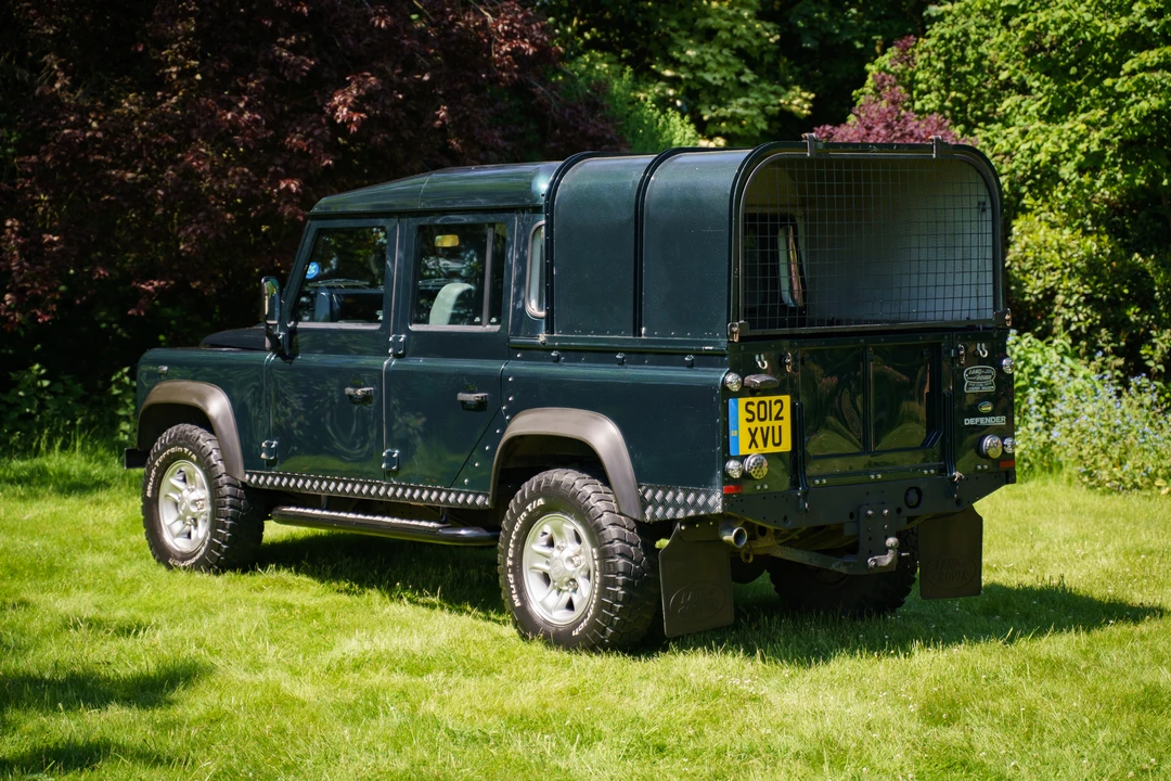 2012 Land Rover Defender 110 - Image 23 of 31