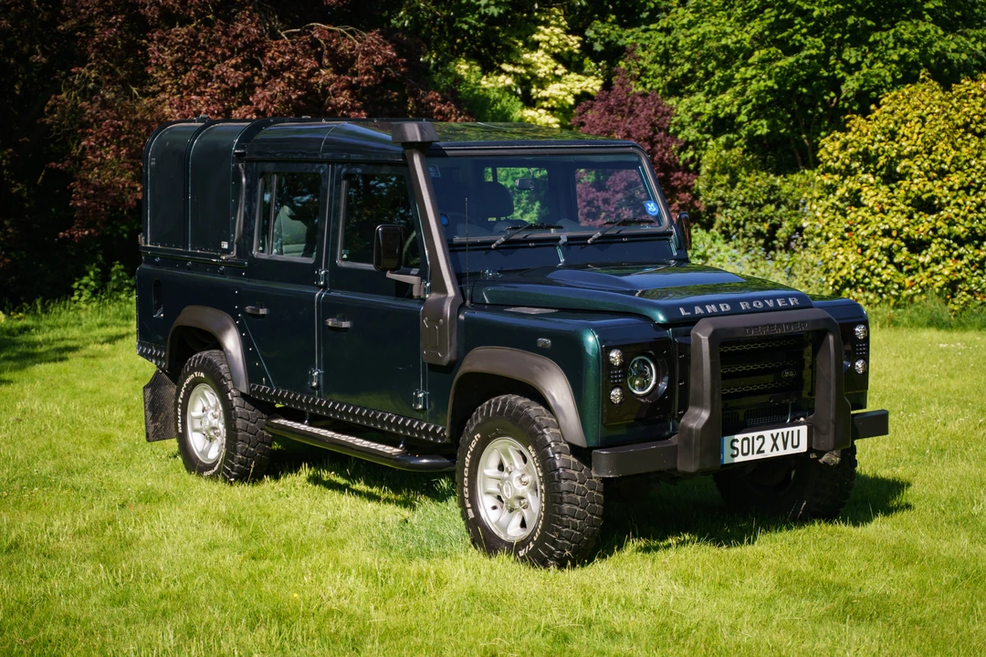 2012 Land Rover Defender 110 - Image 17 of 31