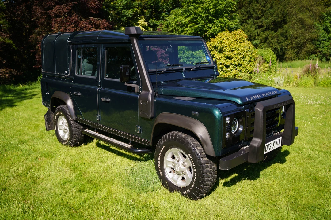 2012 Land Rover Defender 110 - Image 18 of 31