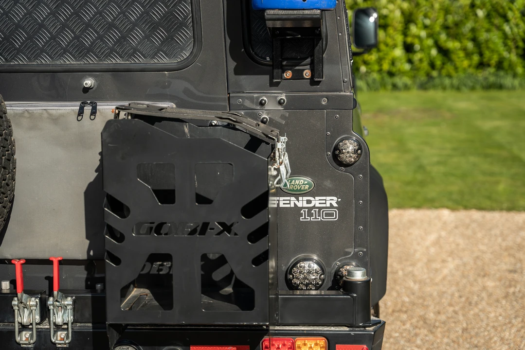 2012 Land Rover Defender 110 - Image 22 of 31