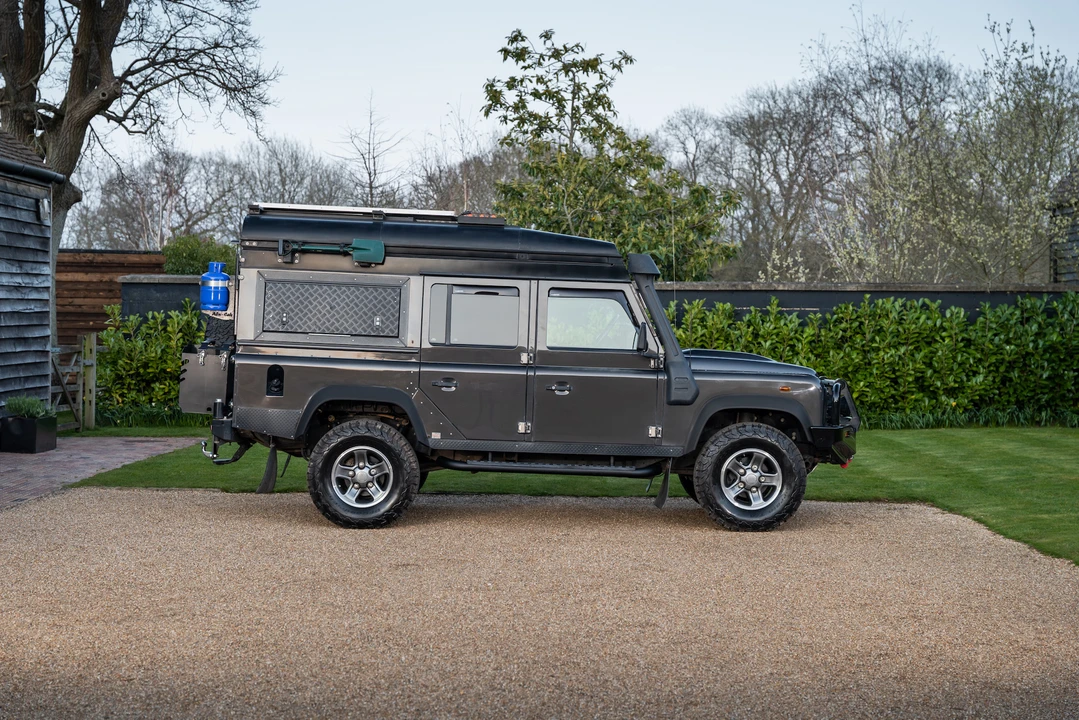 2012 Land Rover Defender 110 - Image 6 of 31