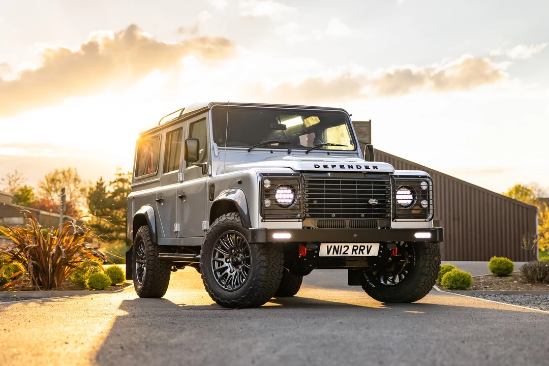 2012 Land Rover Defender 110 - Image 2 of 31