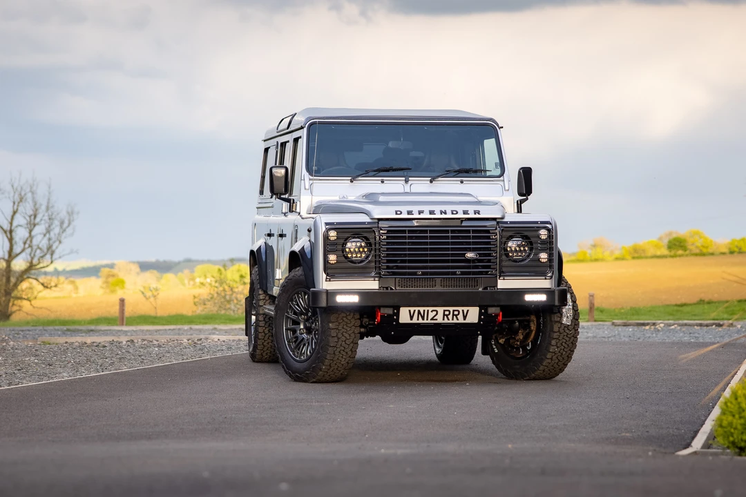 2012 Land Rover Defender 110 - Image 7 of 31