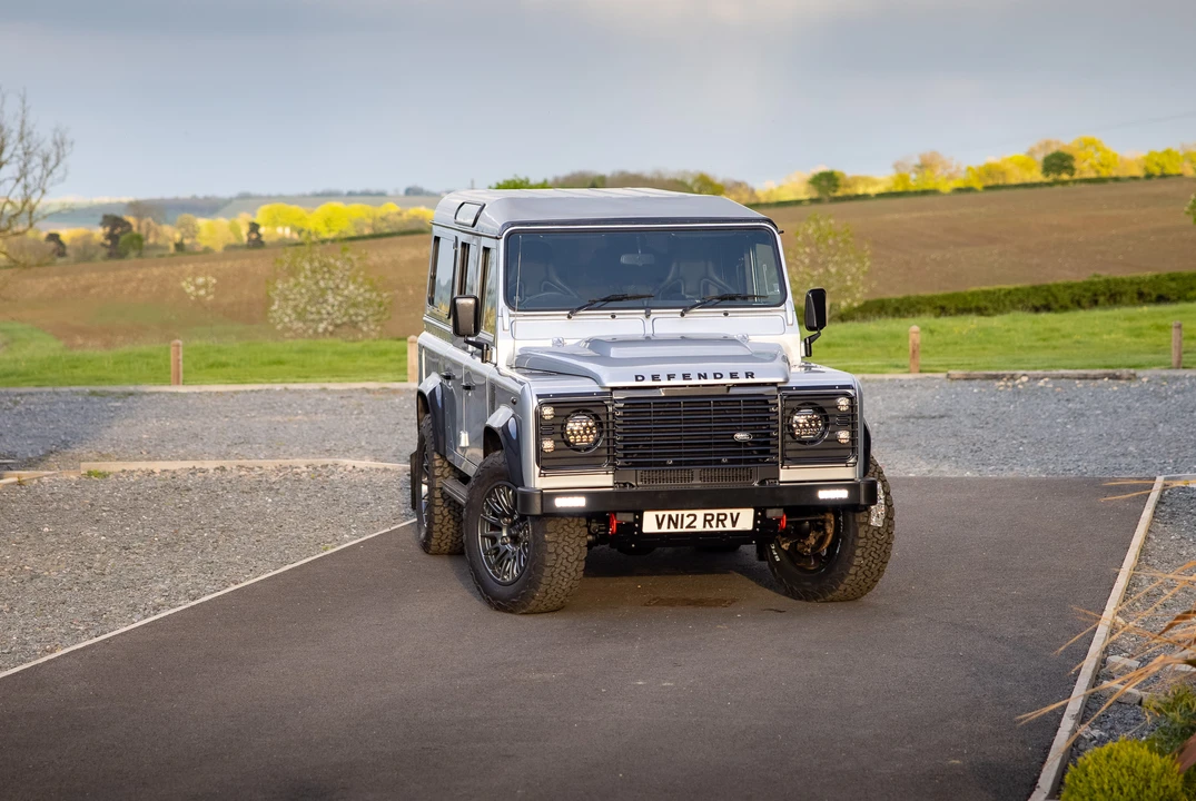 2012 Land Rover Defender 110 - Image 6 of 31