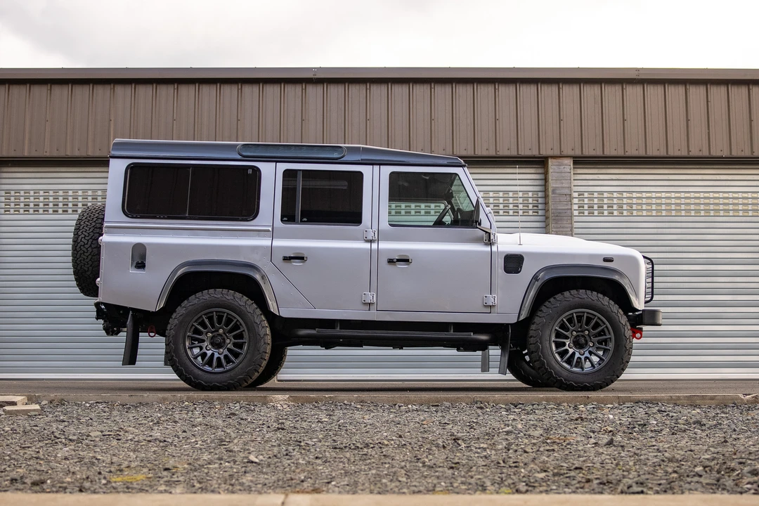 2012 Land Rover Defender 110 - Image 12 of 31